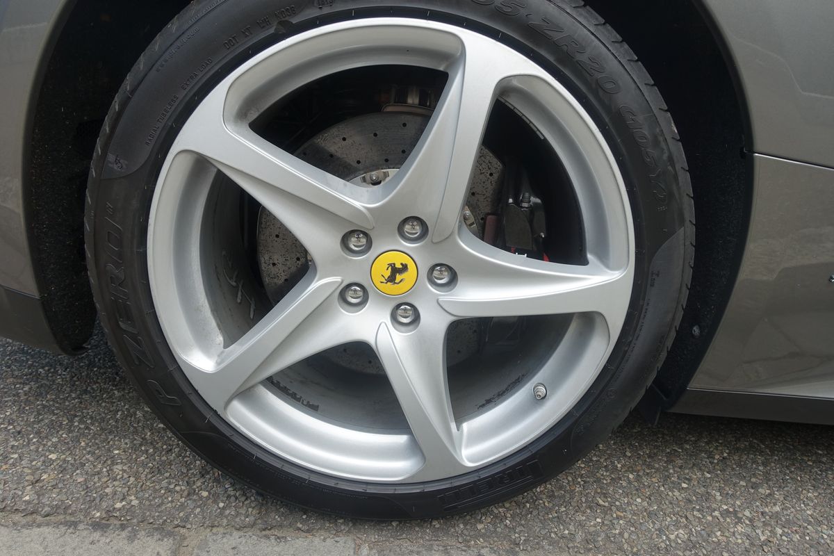 Ferrari FF