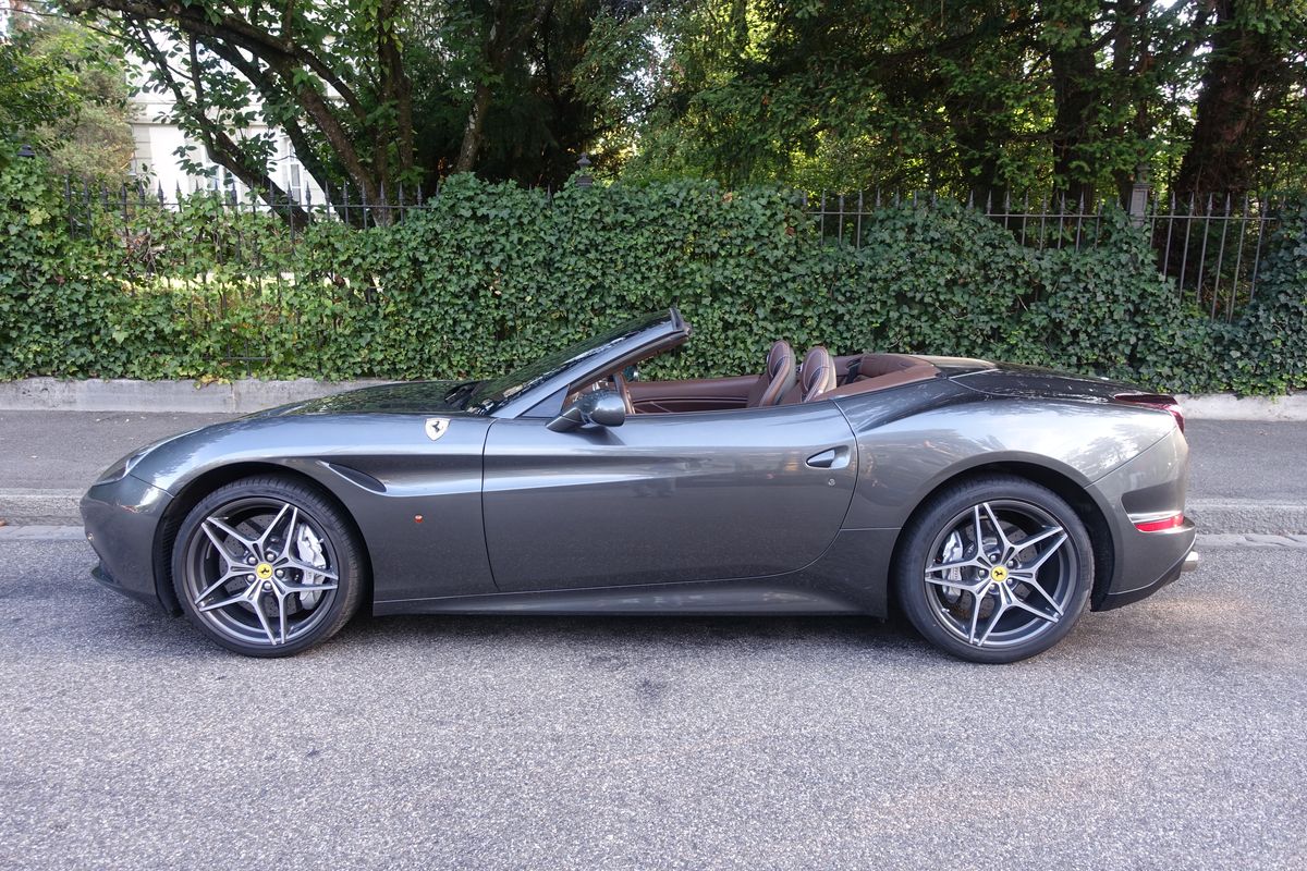Ferrari California T