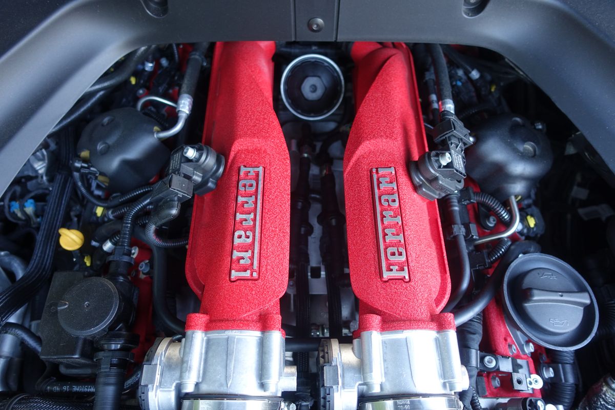 Ferrari California T