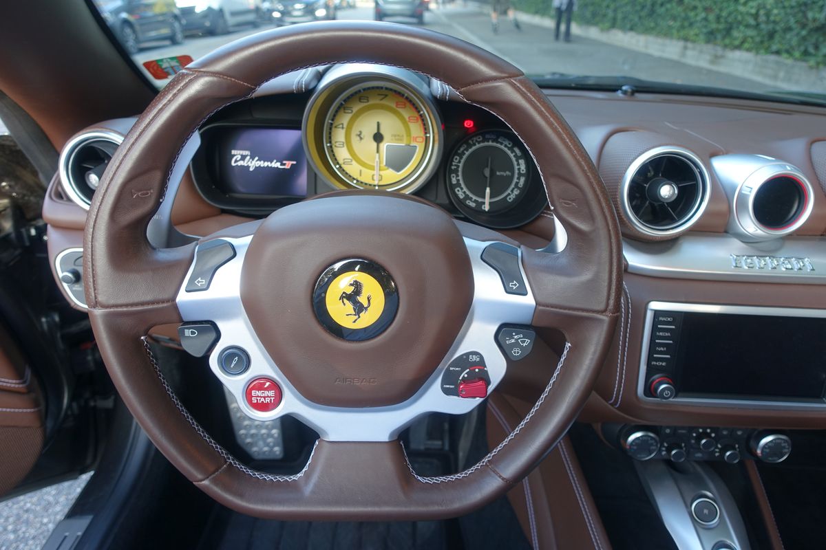 Ferrari California T
