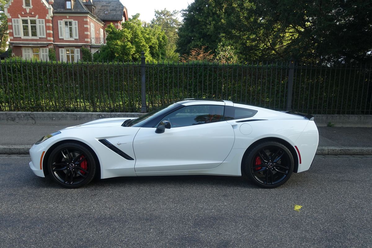 Chevrolet Corvette Convertible Stingray