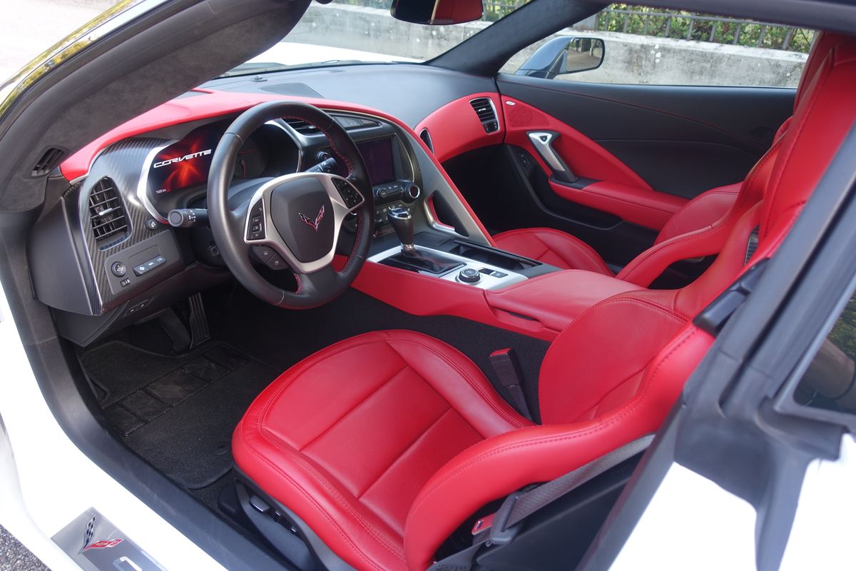 Chevrolet Corvette Convertible Stingray