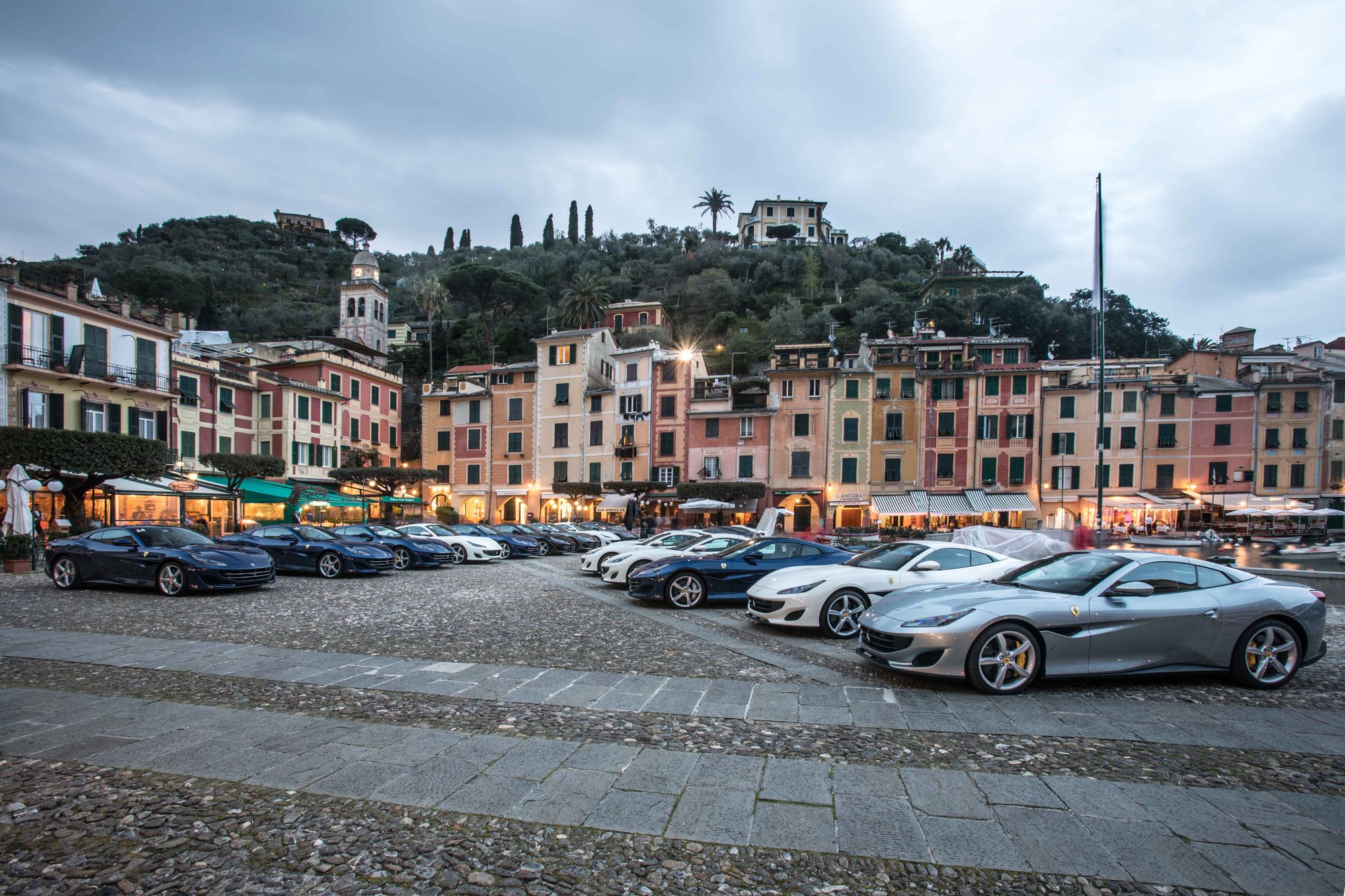 Startschuss für die Tour des Ferrari Portofino - Am Samstag 28. und Sonntag den 29. April 2018 bei uns!