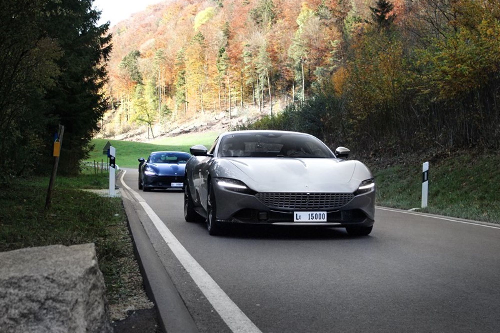 Erleben Sie den Ferrari Roma während einer Probefahrt