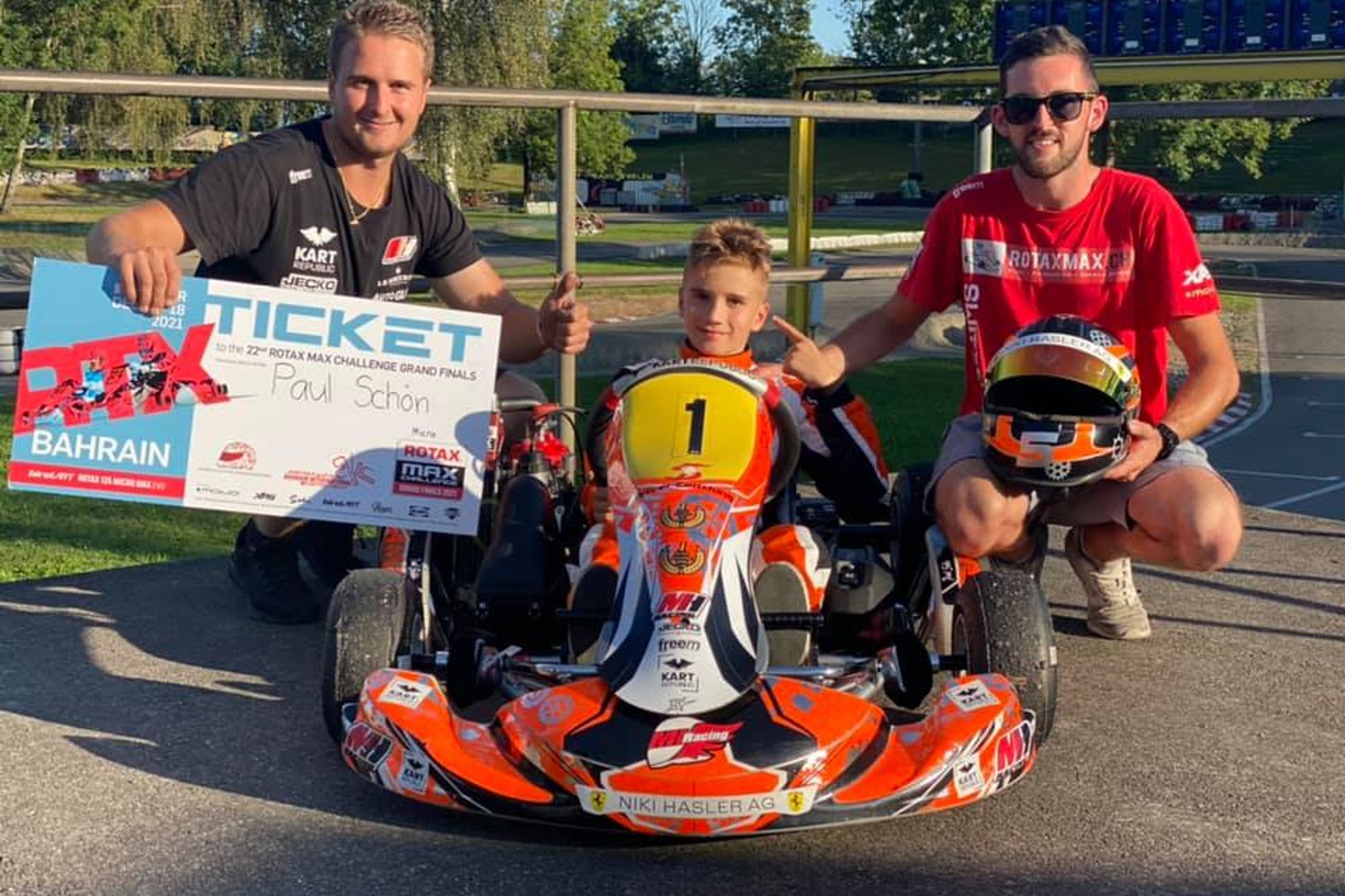 Engagement für den Motorsportnachwuchs -  Paul Schön gewinnt die Micro Max RMC Switzerland Meisterschaft 2021