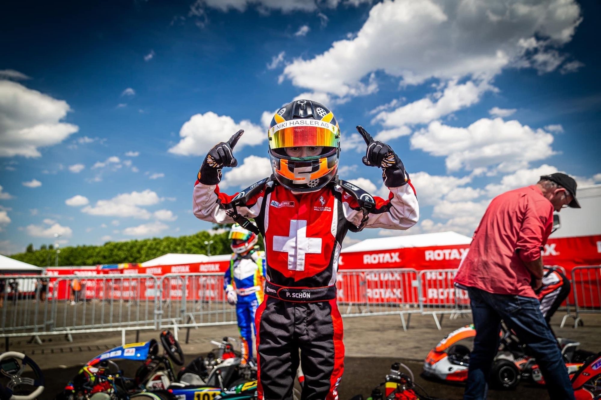 Engagement für den Motorsportnachwuchs - Paul Schön mit grossem Sieg an der  Rotax Max Challenge International Trophy in Le Mans