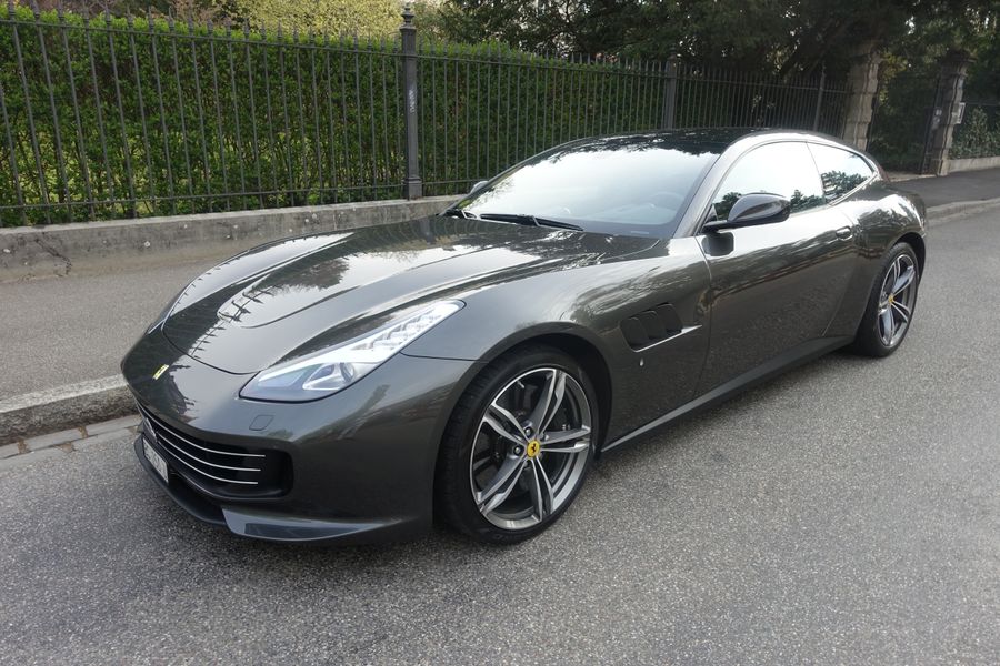 /de/stock/previously-sold/details/ferrari-gtc4-lusso/112