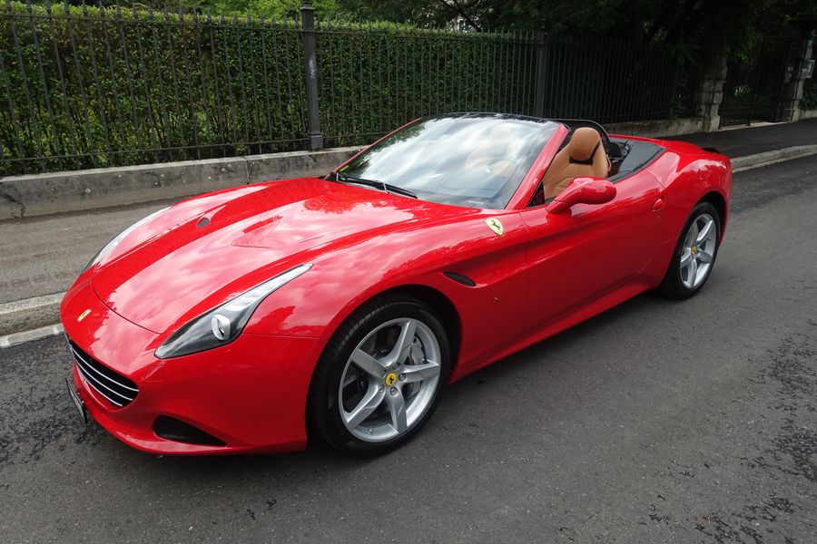 /de/stock/previously-sold/details/ferrari-california-t/130