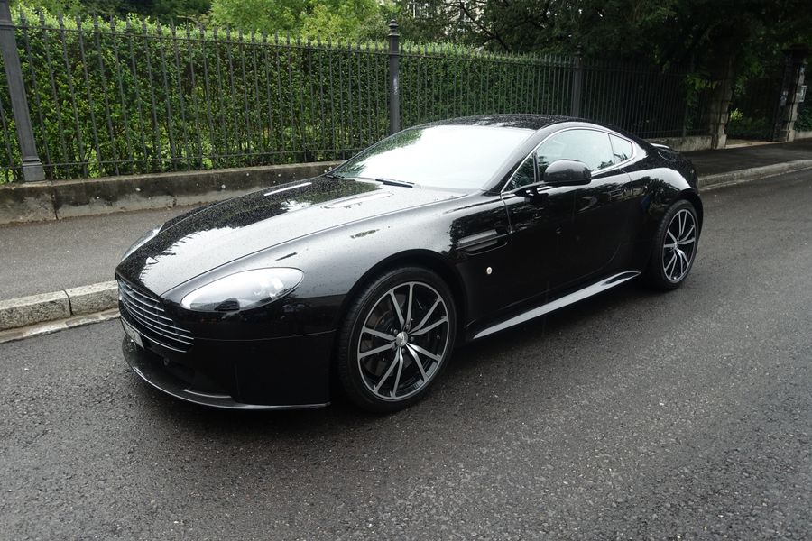 /de/stock/previously-sold/details/aston-martin-vantage-s/133