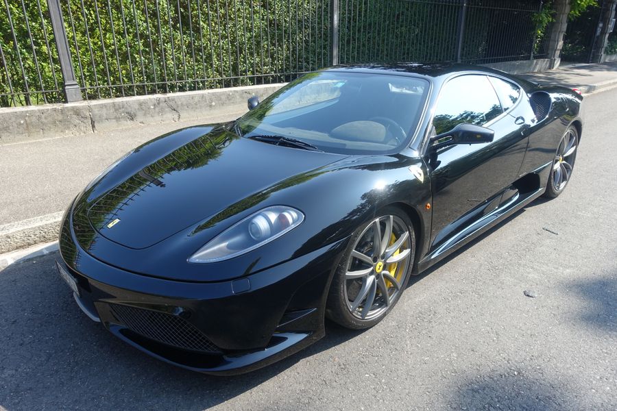 /de/stock/previously-sold/details/ferrari-430-scuderia/142