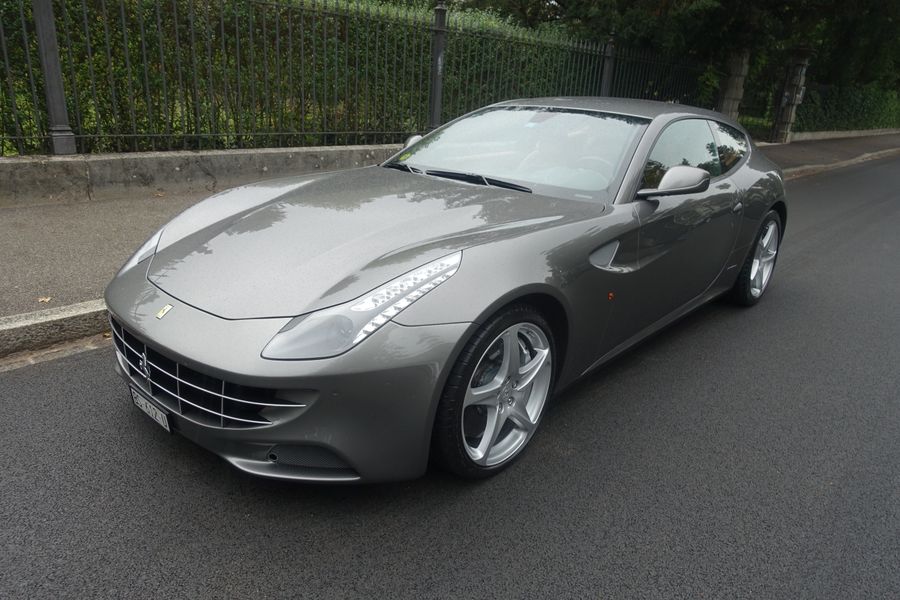 /de/stock/previously-sold/details/ferrari-ff/149