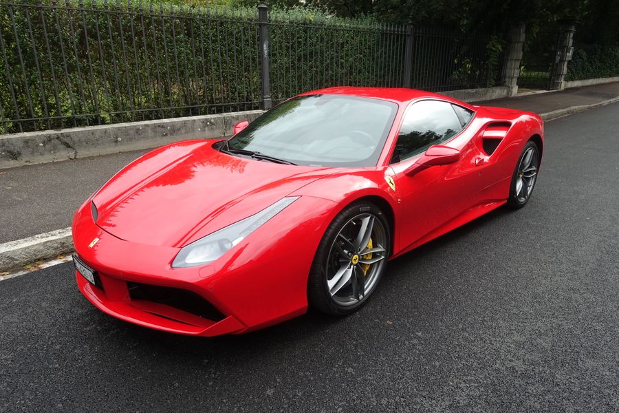 /de/stock/previously-sold/details/ferrari-488-gtb/150