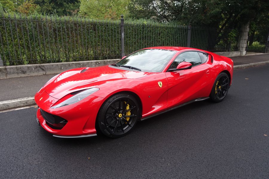 /de/stock/previously-sold/details/ferrari-812-superfast/152