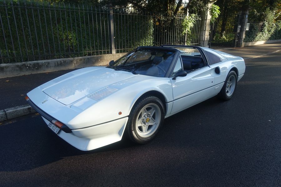 /de/stock/previously-sold/details/ferrari-308-gts/164