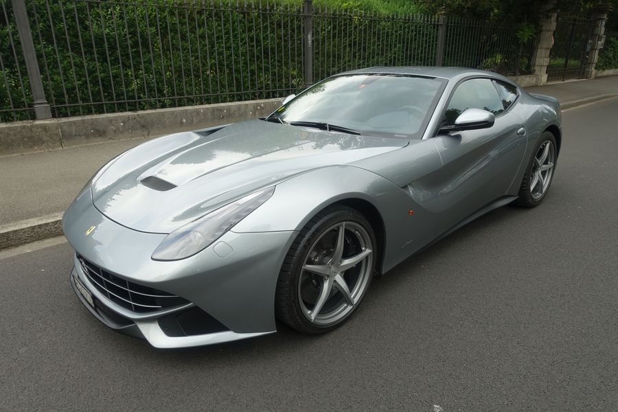 /de/stock/previously-sold/details/ferrari-f12-berlinetta/203
