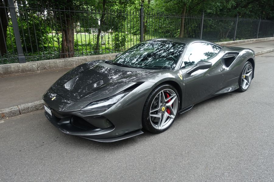 /de/stock/previously-sold/details/ferrari-f8-tributo/255