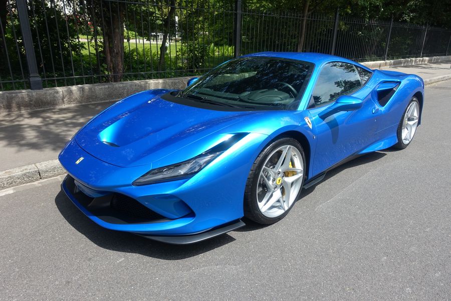 /de/stock/previously-sold/details/ferrari-f8-tributo/278