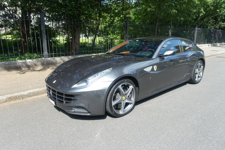 /de/stock/previously-sold/details/ferrari-ff/284