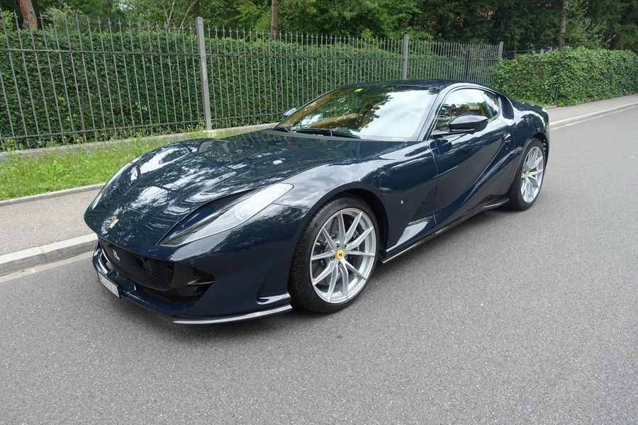 /de/stock/previously-sold/details/ferrari-812-superfast/286