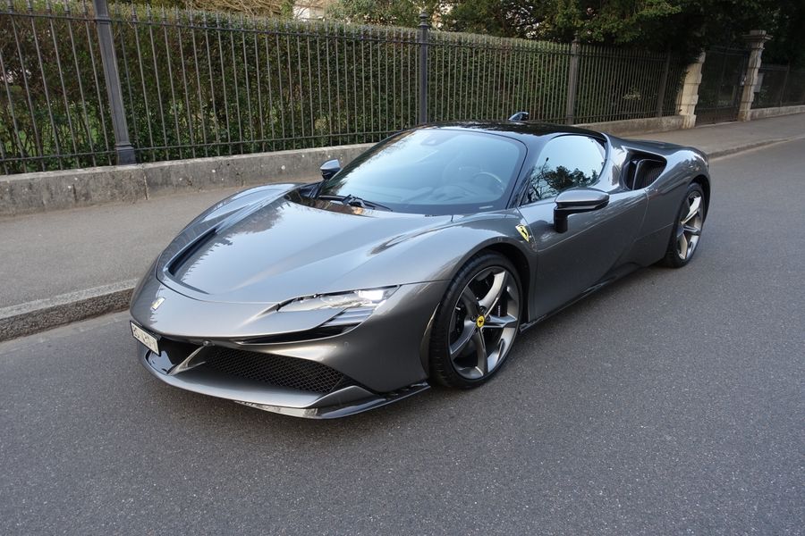 /de/stock/previously-sold/details/ferrari-sf90-stradale/328