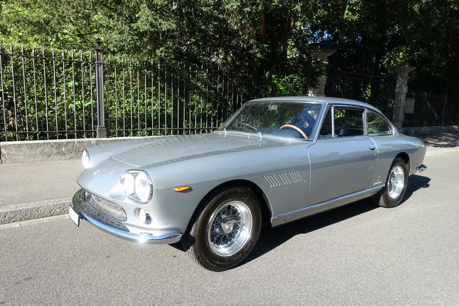 /de/stock/previously-sold/details/ferrari-330-gt-22-chinese-eyes/345