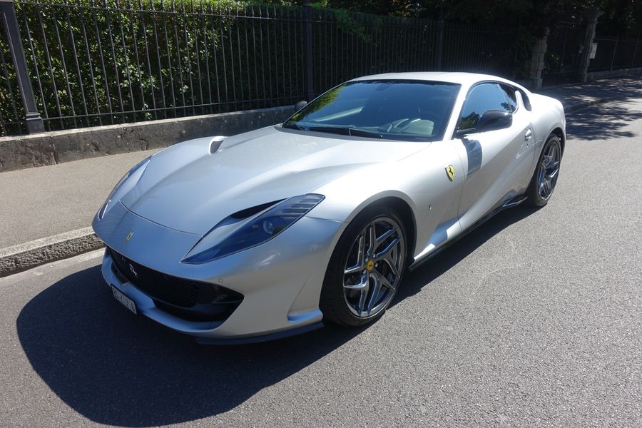 /de/stock/previously-sold/details/ferrari-812-superfast/349