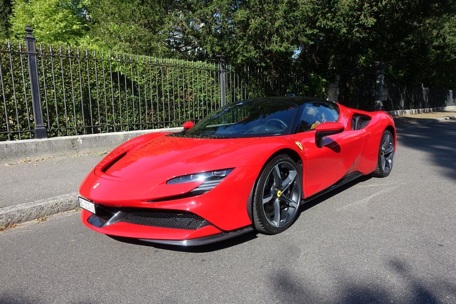 /de/stock/previously-sold/details/ferrari-sf90-stradale/351