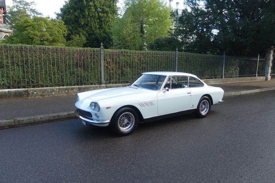 /de/stock/previously-sold/details/ferrari-330-gt-22/365
