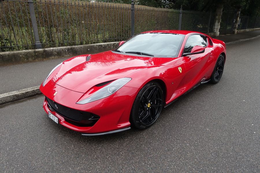 /de/stock/previously-sold/details/ferrari-812-superfast/380