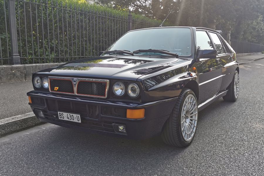 /de/stock/previously-sold/details/lancia-delta-hf-integrale-evo-4v/413