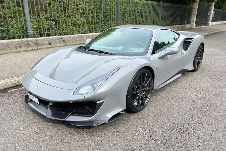 /de/stock/previously-sold/details/ferrari-488-pista/448