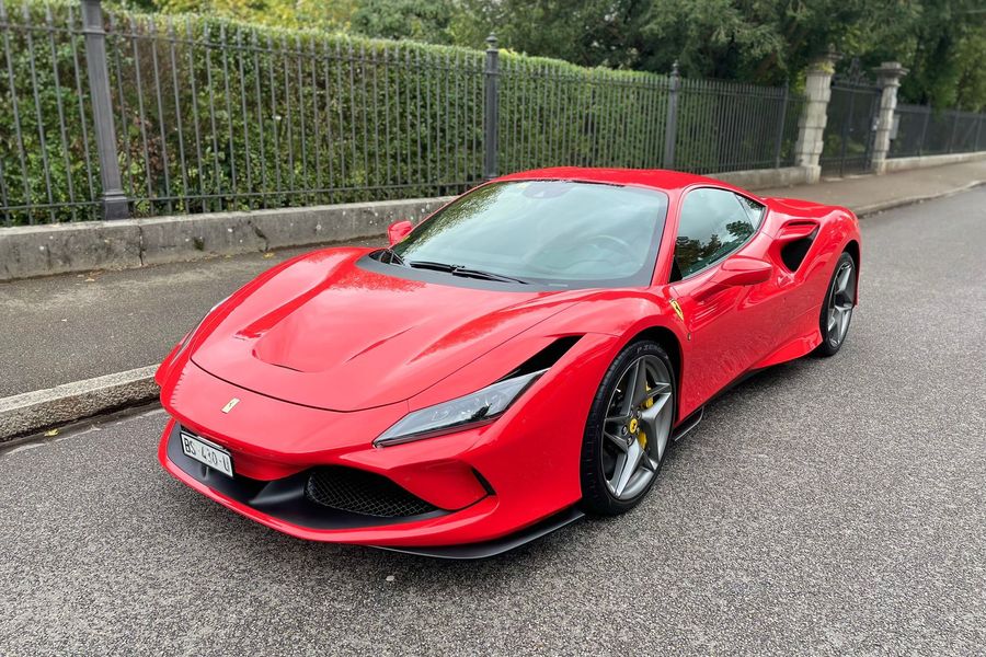 /de/stock/previously-sold/details/ferrari-f8-tributo/464