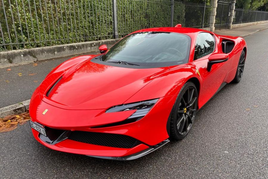 /de/stock/previously-sold/details/ferrari-sf90-stradale/465