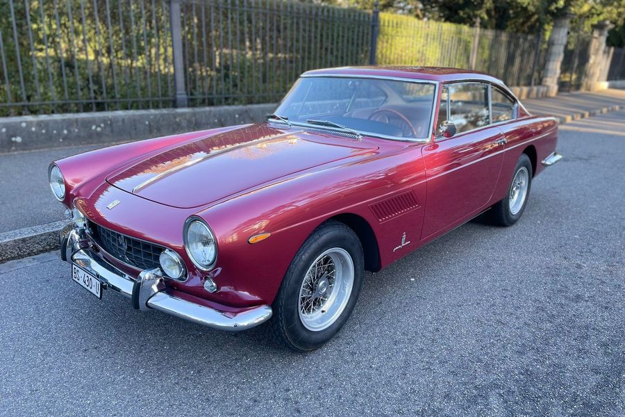 /de/stock/previously-sold/details/ferrari-250-gte/484