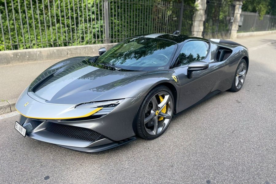 /de/stock/previously-sold/details/ferrari-sf90-stradale-assetto-fiorano/518