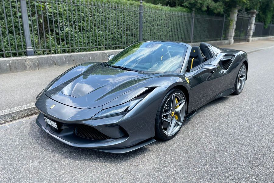 /de/stock/previously-sold/details/ferrari-f8-spider/526