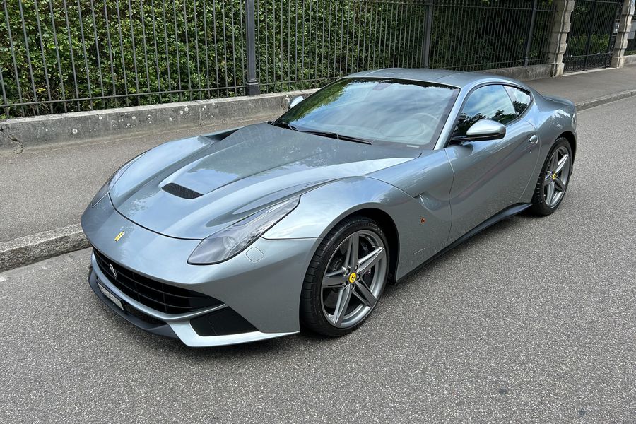 /de/stock/previously-sold/details/ferrari-f12-berlinetta/586