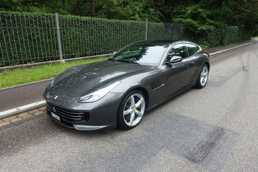 /de/stock/previously-sold/details/ferrari-gtc4-lusso/60