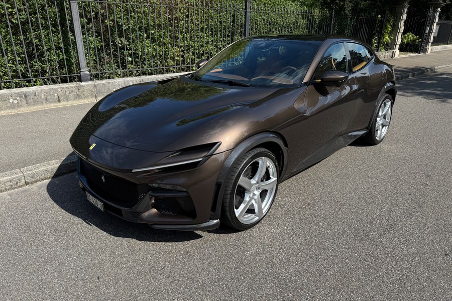 /de/stock/previously-sold/details/ferrari-purosangue/612