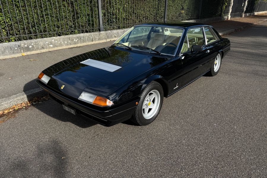 /de/stock/for-sale/details/ferrari-400i/622