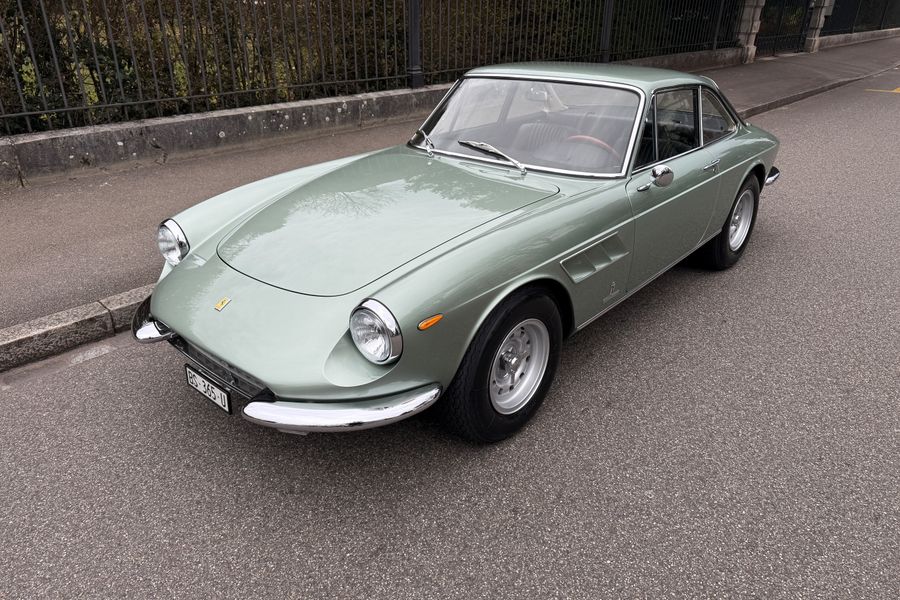 /de/stock/previously-sold/details/ferrari-330-gtc/645
