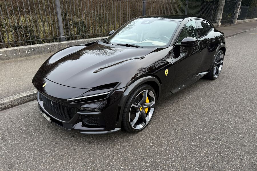 /de/stock/for-sale/details/ferrari-purosangue/654