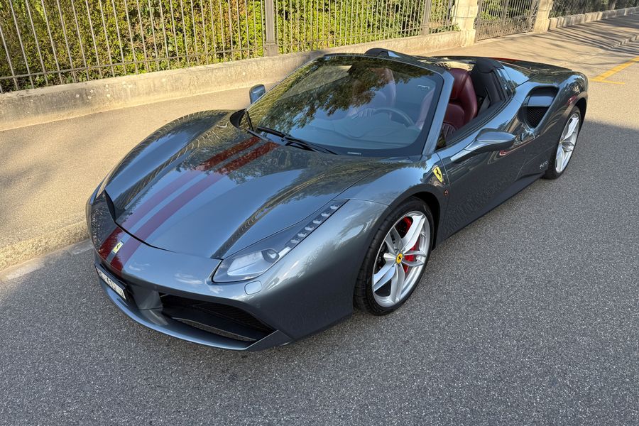 /de/stock/for-sale/details/ferrari-488-spider-70th-anniversary-tailor-made/667
