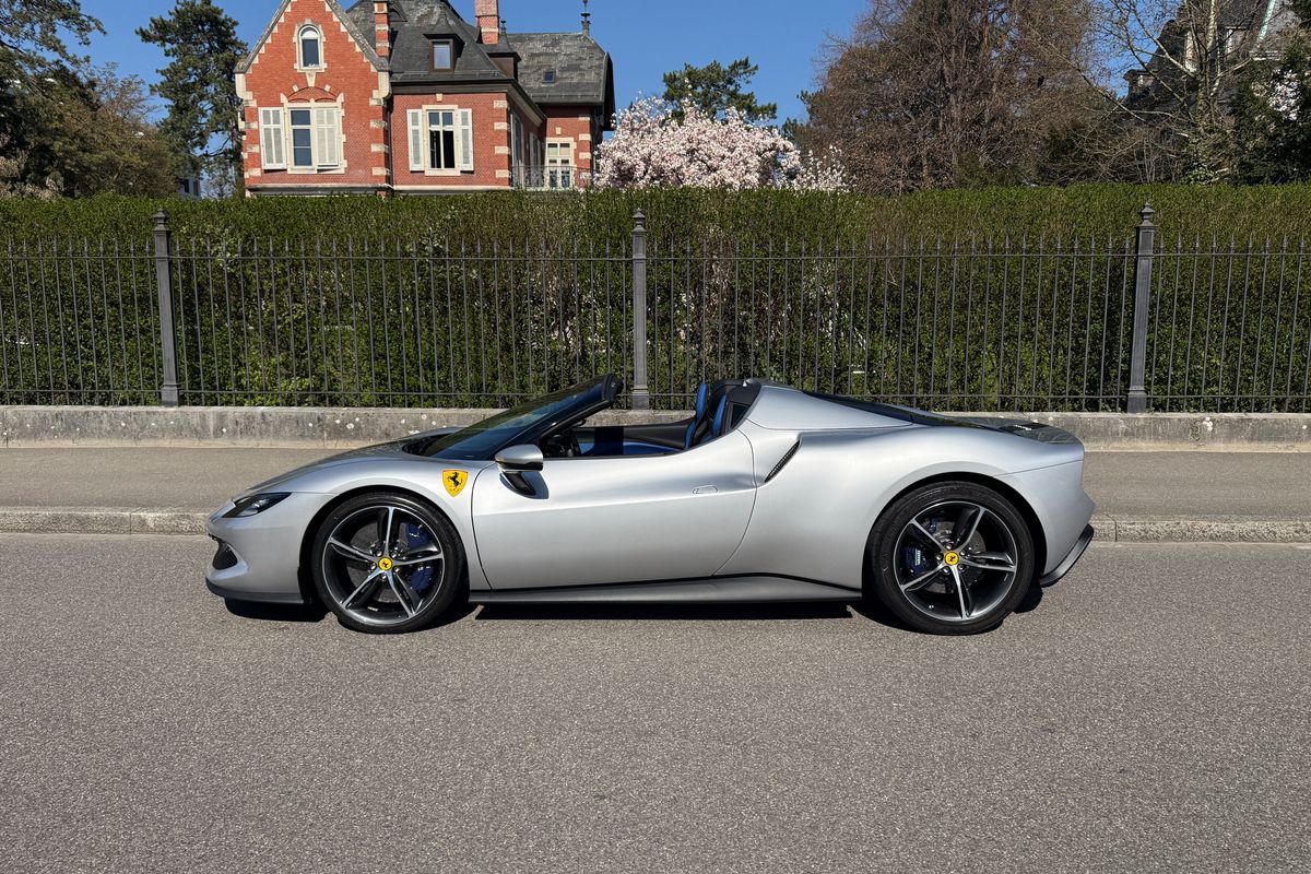 Ferrari 296 GTS