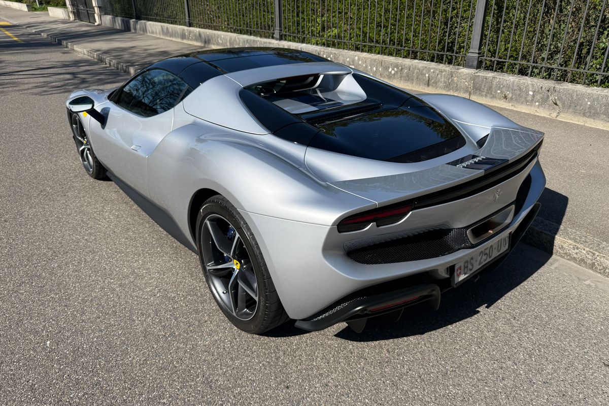 Ferrari 296 GTS