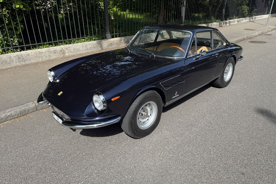 /de/stock/for-sale/details/ferrari-330-gtc/680