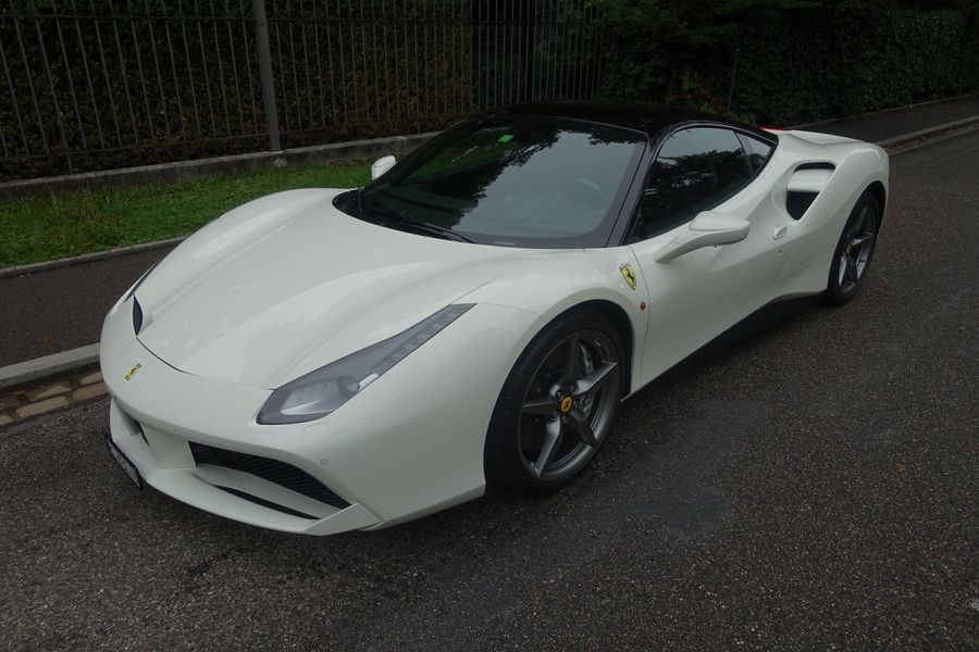 /de/stock/previously-sold/details/ferrari-488-gtb/8