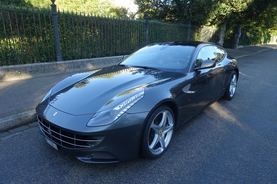 /de/stock/previously-sold/details/ferrari-ff/85