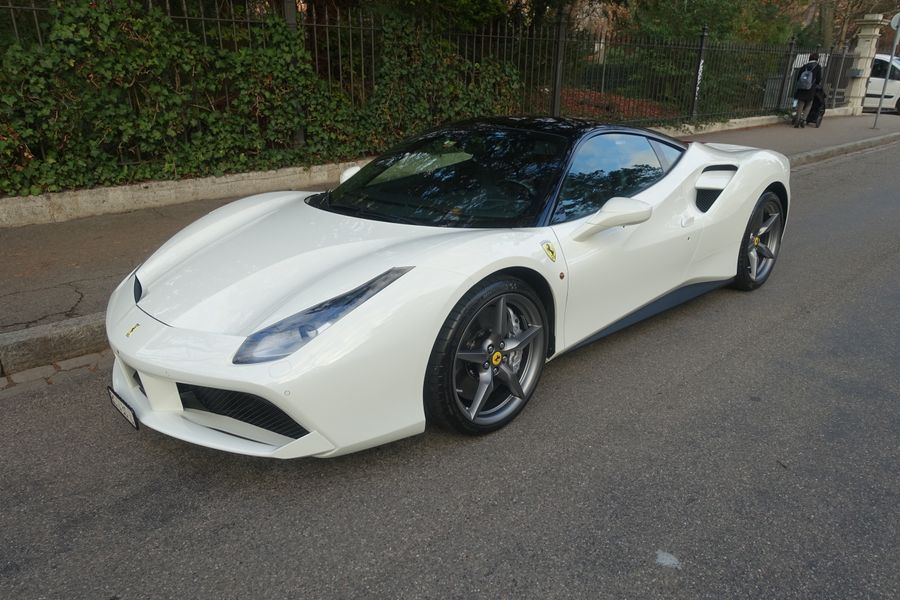 /de/stock/previously-sold/details/ferrari-488-gtb/94